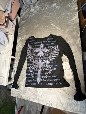 I Believe Women's Long Sleeve Graphic Skull Cross Tee with Rhinestones Style WST